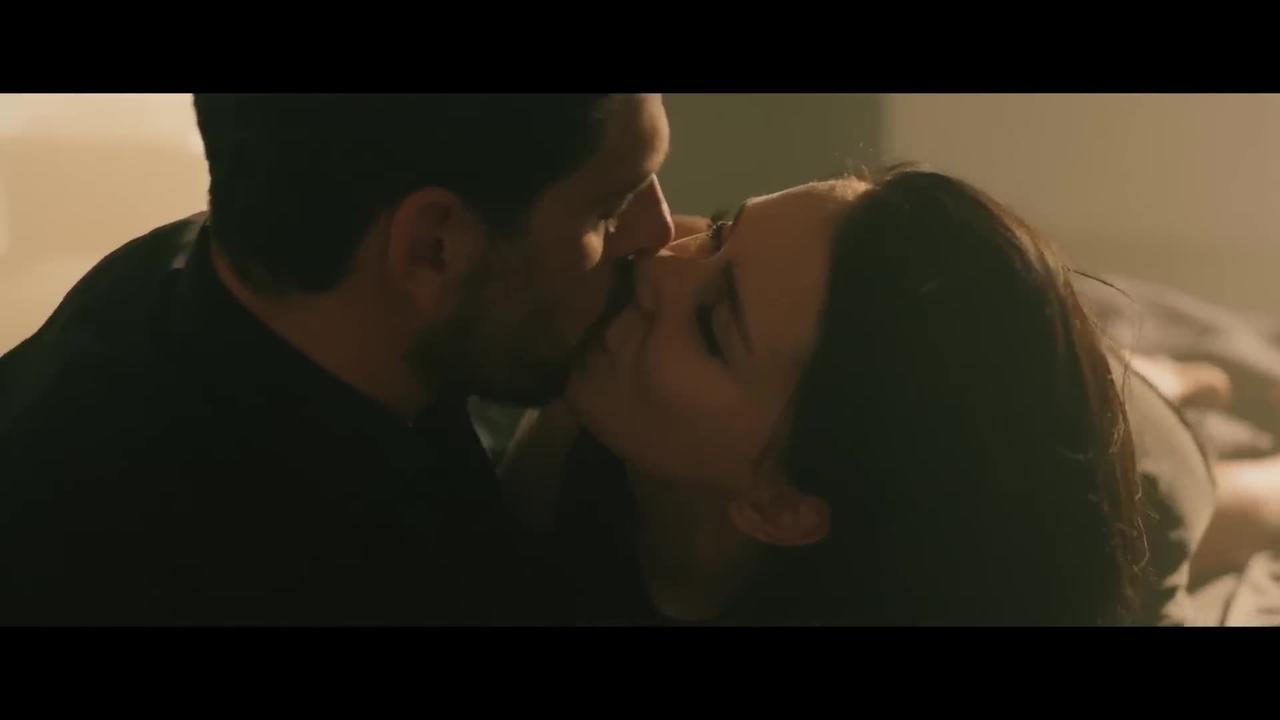 The Next 365 Days / Kiss Scenes — Laura and Massimo (Anna-Maria Sieklucka and Michele Morrone)