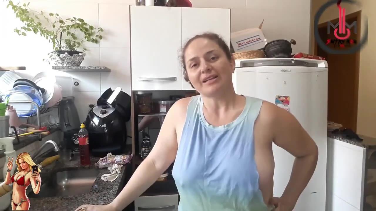 Chubby Mommy In Kitchen Cooking Mom Foods One News Page Video 