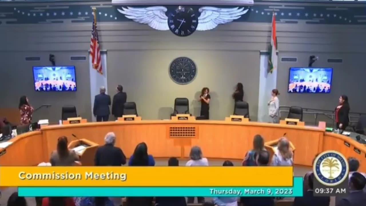 Democrat Commissioner Forgets The Pledge Of Allegiance In Humiliating Moment