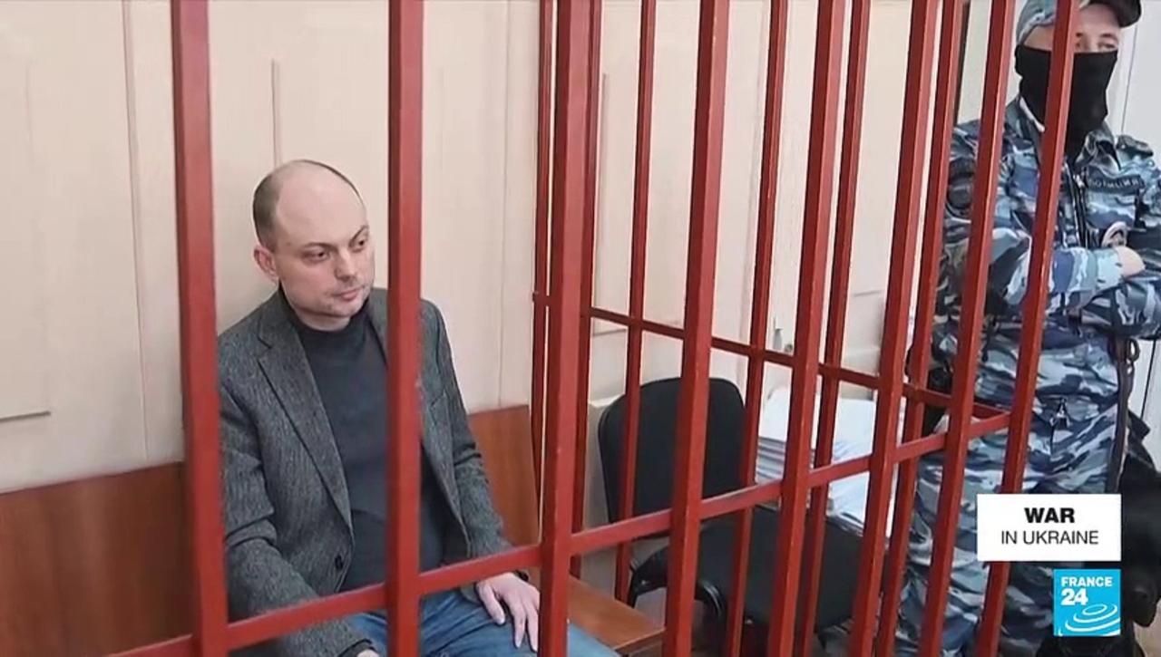 Prominent Kremlin critic Kara-Murza goes on trial for treason