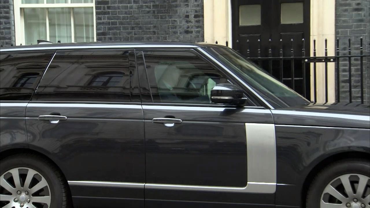 Rishi Sunak leaves 10 Downing Street for Parliament