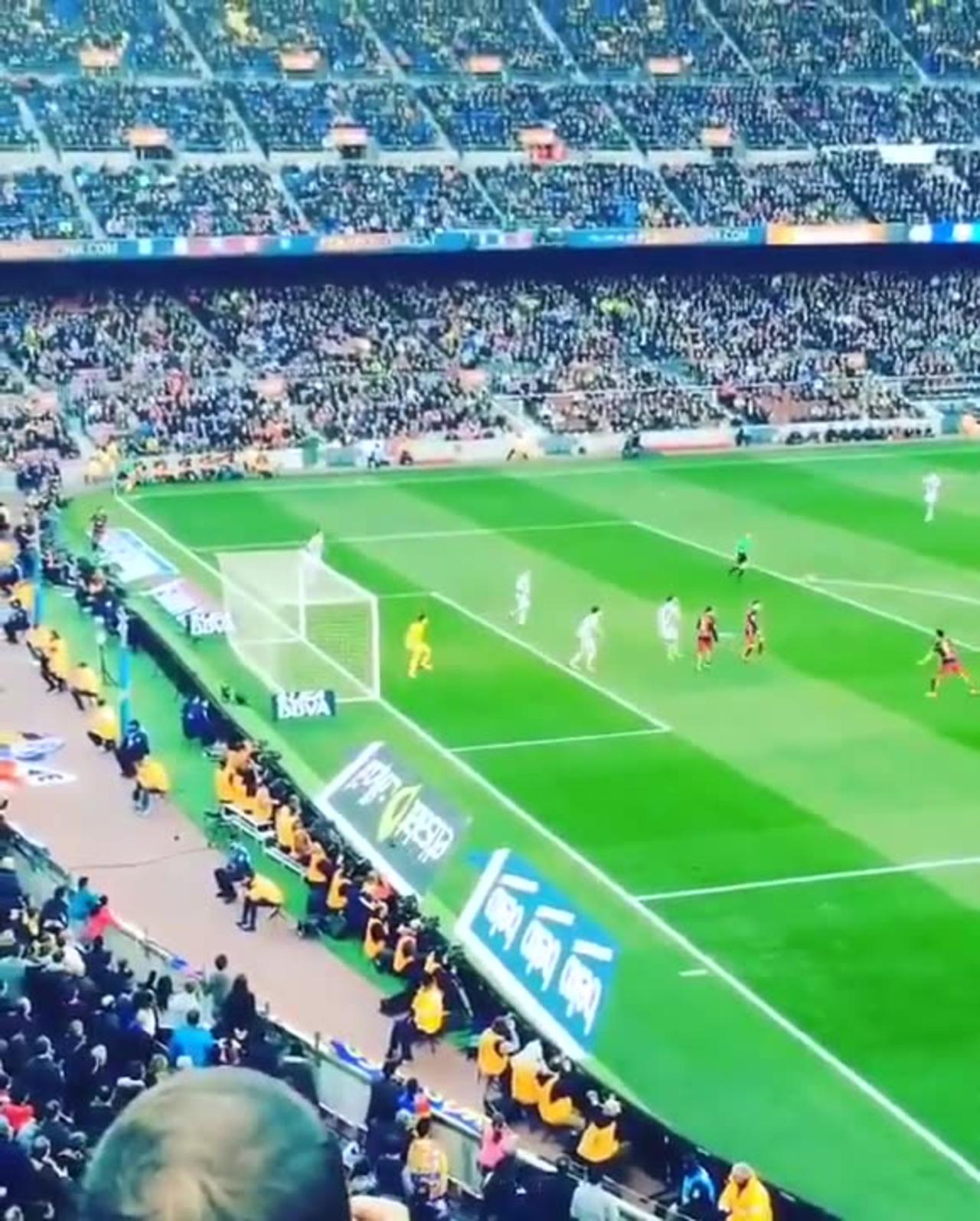 Luis Suarez goal vs Real Sociedad 28.11.2015