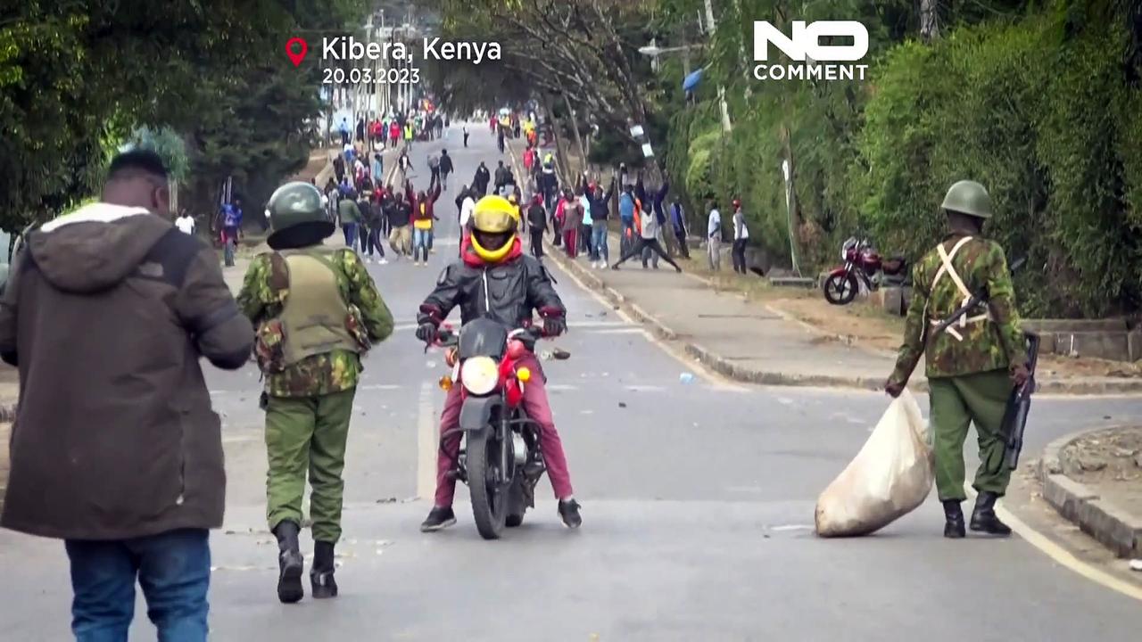 Kenyan riot police crack down on cost of living demonstrations
