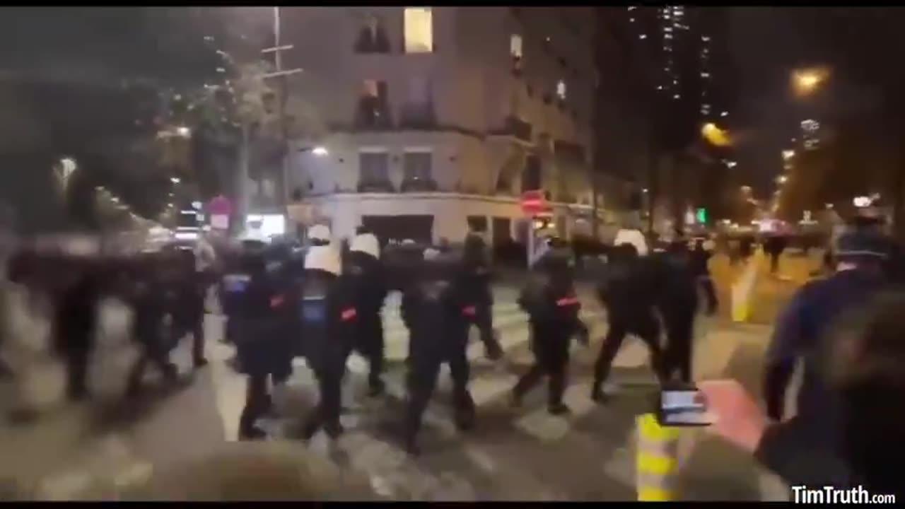 WICKED FRENCH COP DESTROYED BY A KARATE KICK TO HIS BACK FOR BEATING INNOCENT PROTESTORS IN PARIS