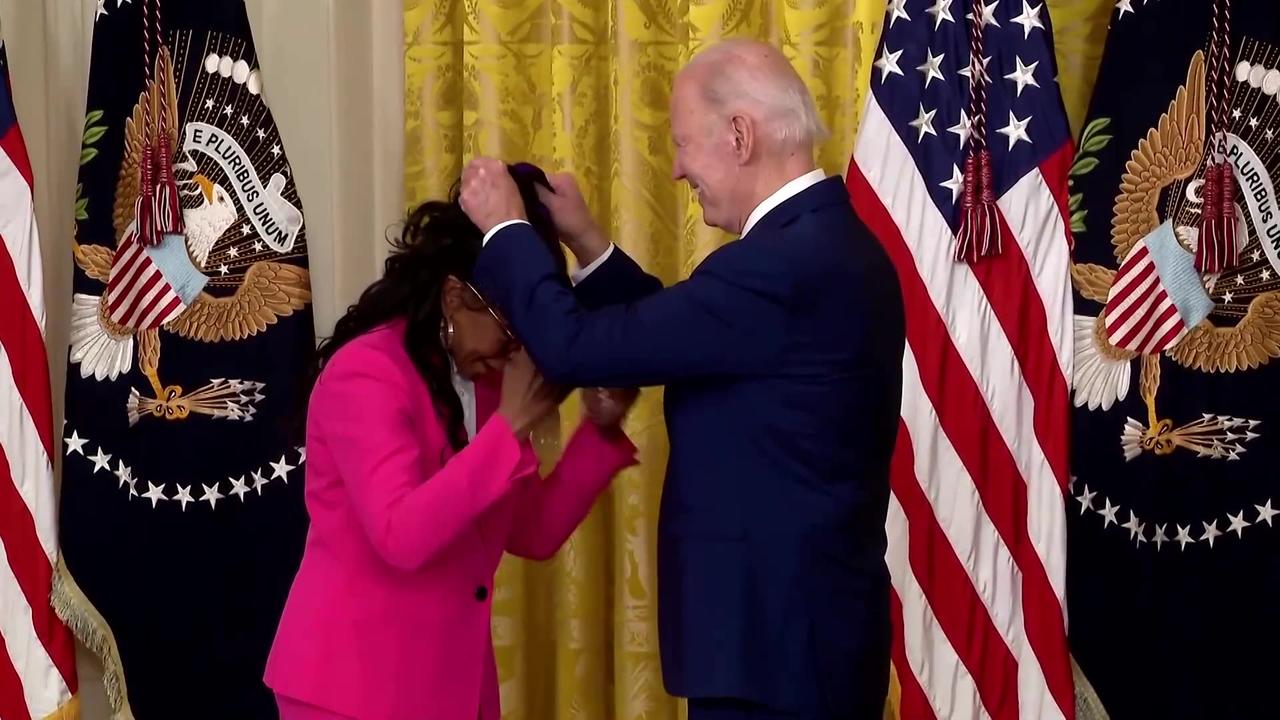 Biden honors actors, artists, musicians at White House
