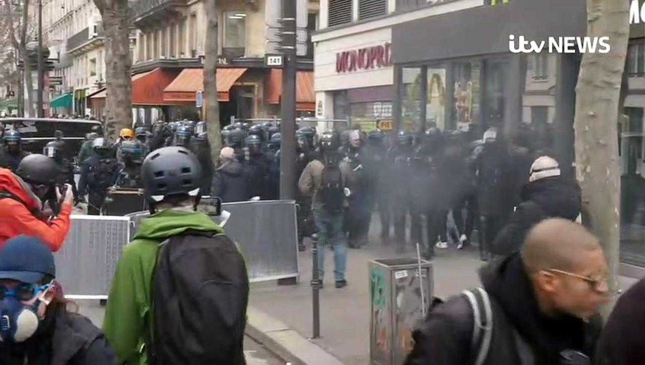 ITV News reporter witnesses fiery clash of Paris protests