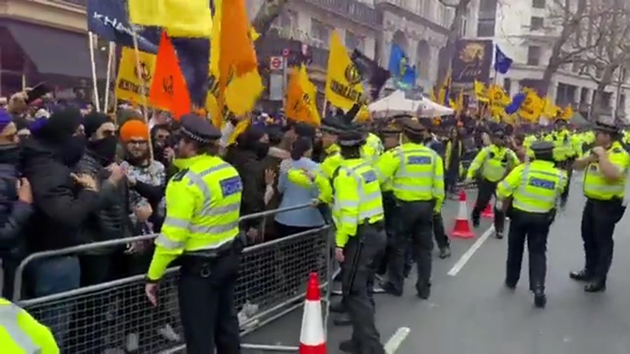 BREAKING NEWS: Clashes erupt outside Indian High Commission in London as pro