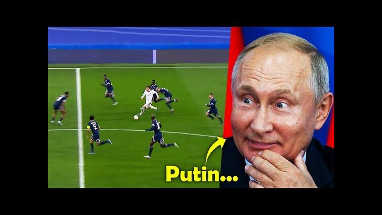 Funny reaction moments in football!!