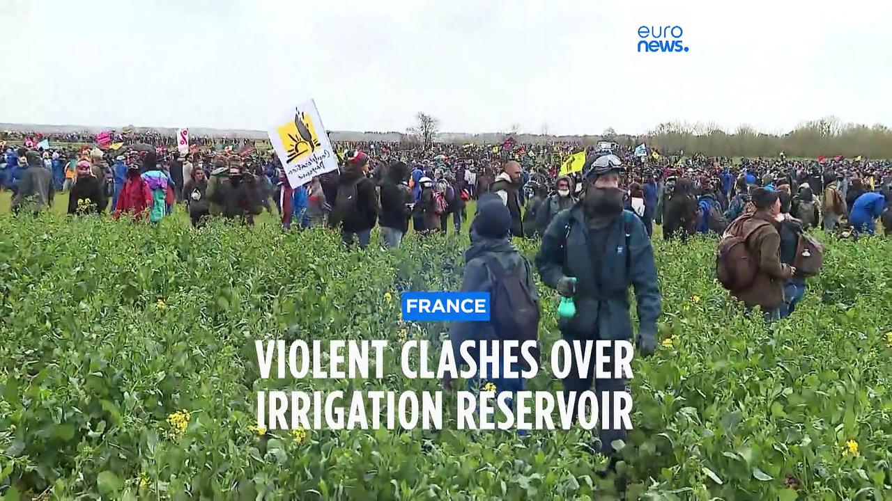 Violent clashes between police and protesters at French anti-reservoir protest