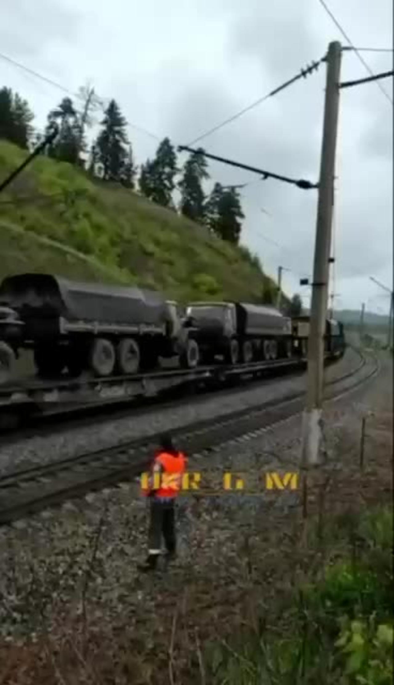 Russian train moving west towards Ukraine