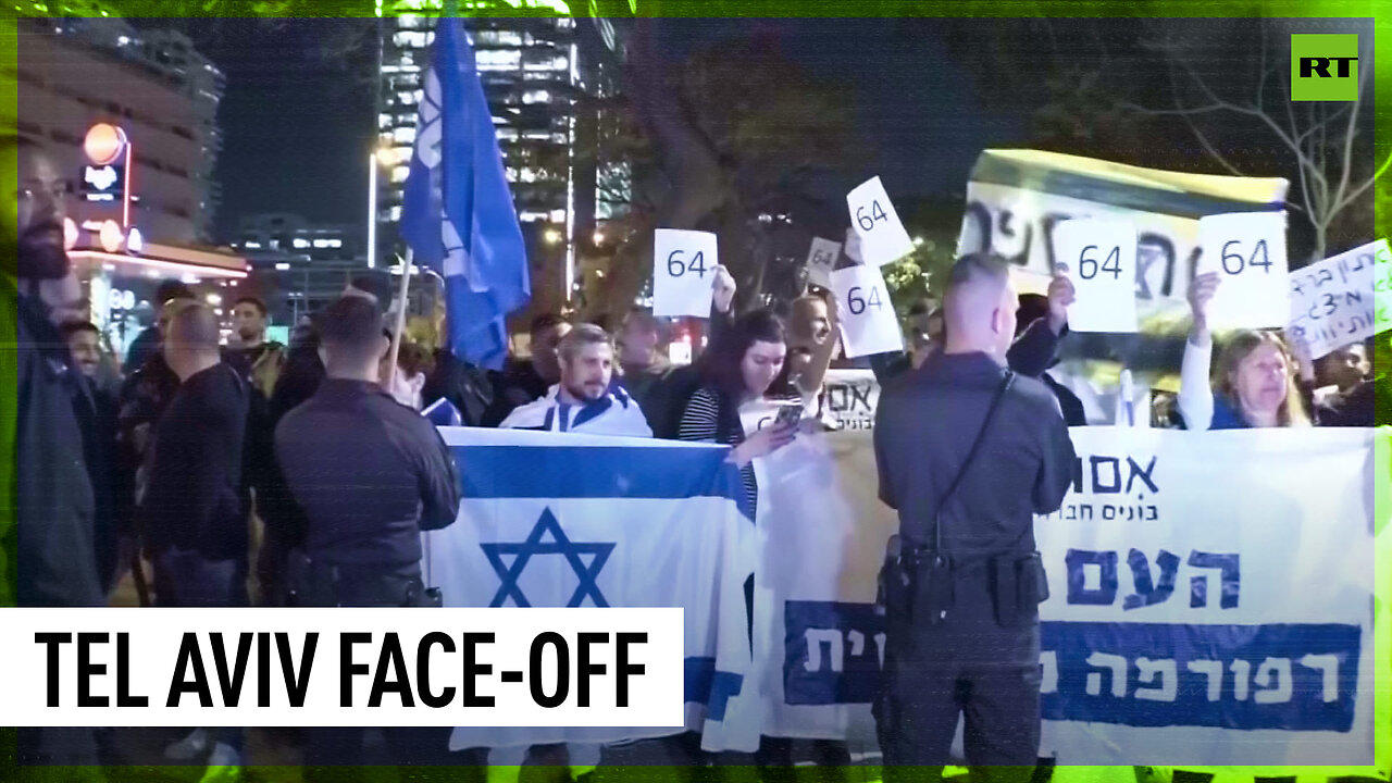 Rival protesters trade insults after Netanyahu halts judicial reforms
