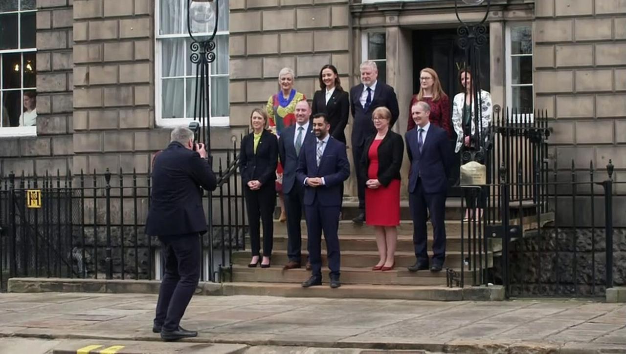 Scottish first minister presents his new cabinet