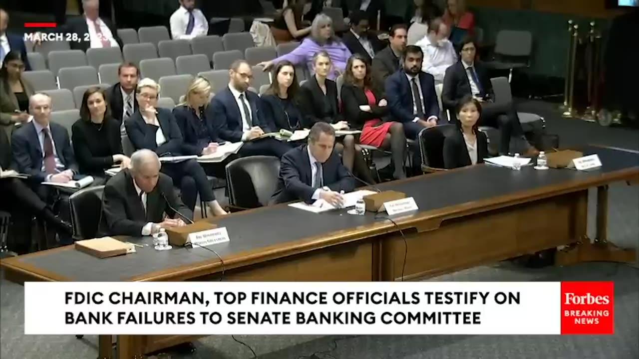 'I Know You Don't Like That Term'- JD Vance Grills FDIC Chairman About Silicon Valley Bank
