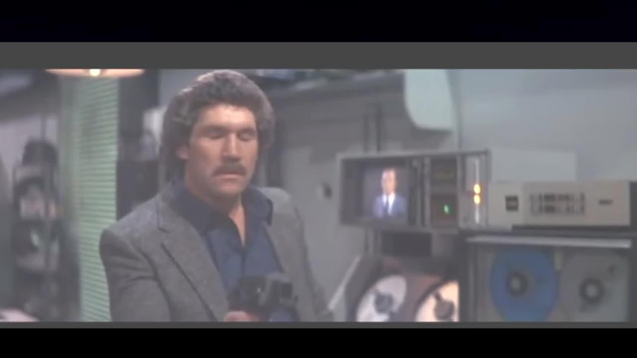 The Looker Gun (from the movie Looker) One News Page VIDEO