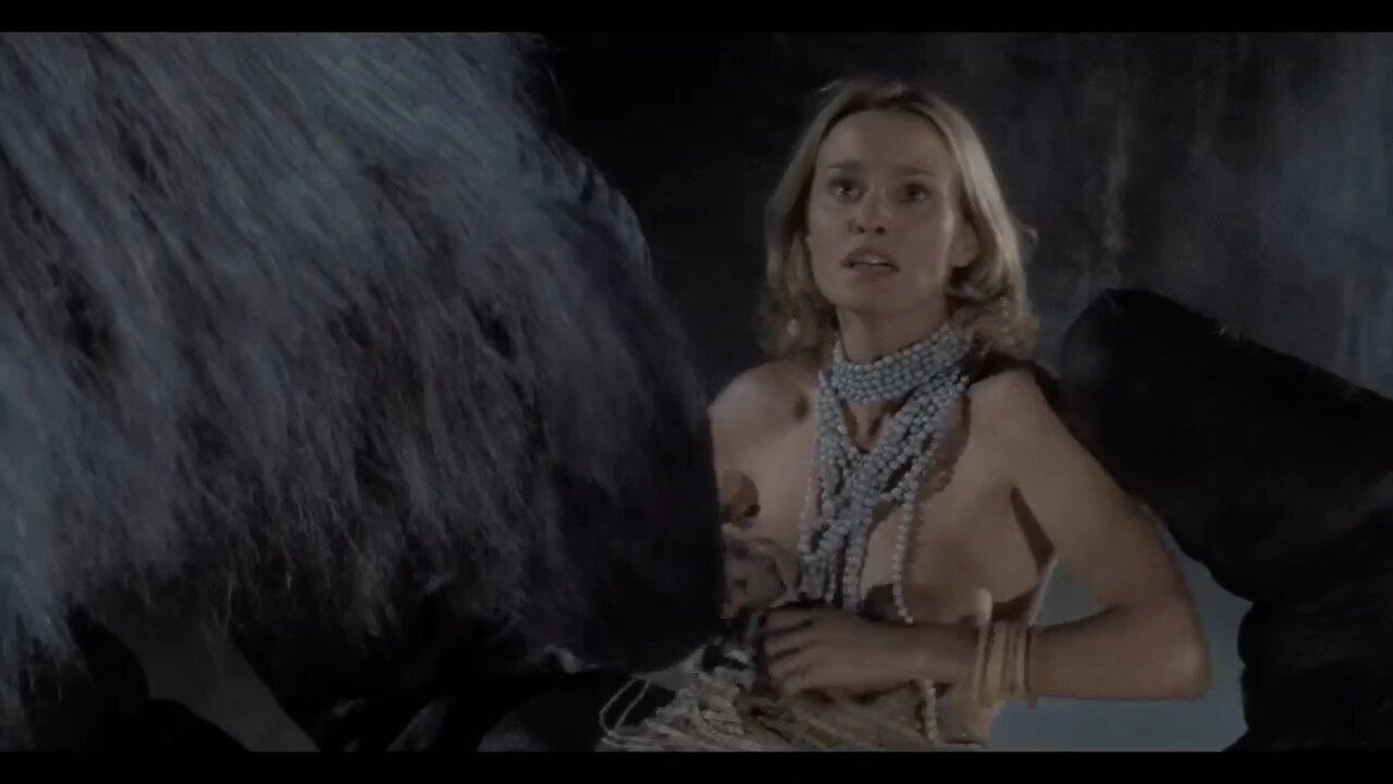 Jessica Lange exposed in 1976's King Kong with Jeff Bridges |