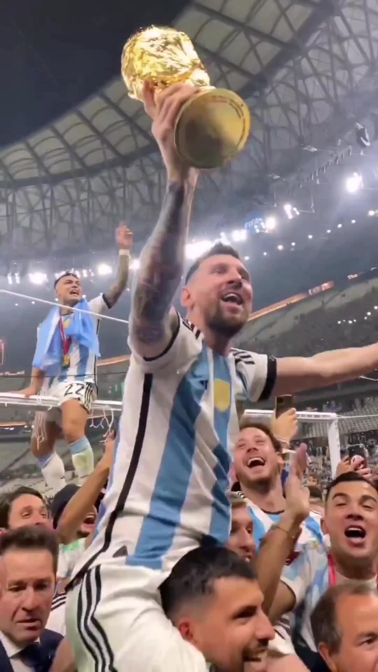 MESSI CELEBRATION WITH WORLDCUP