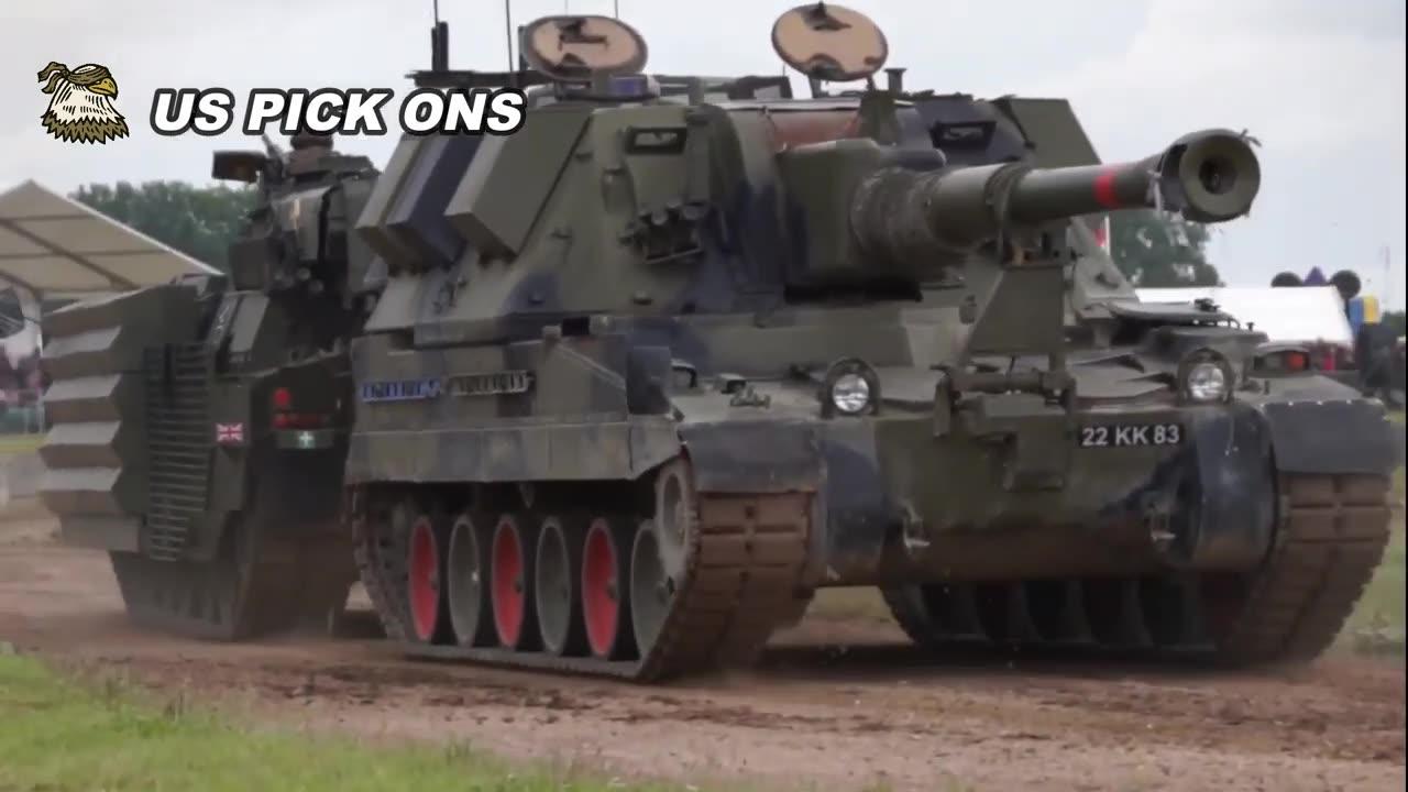 British AS90 155mm Self-propelled Gun arrives in Ukraine for battle with Russia