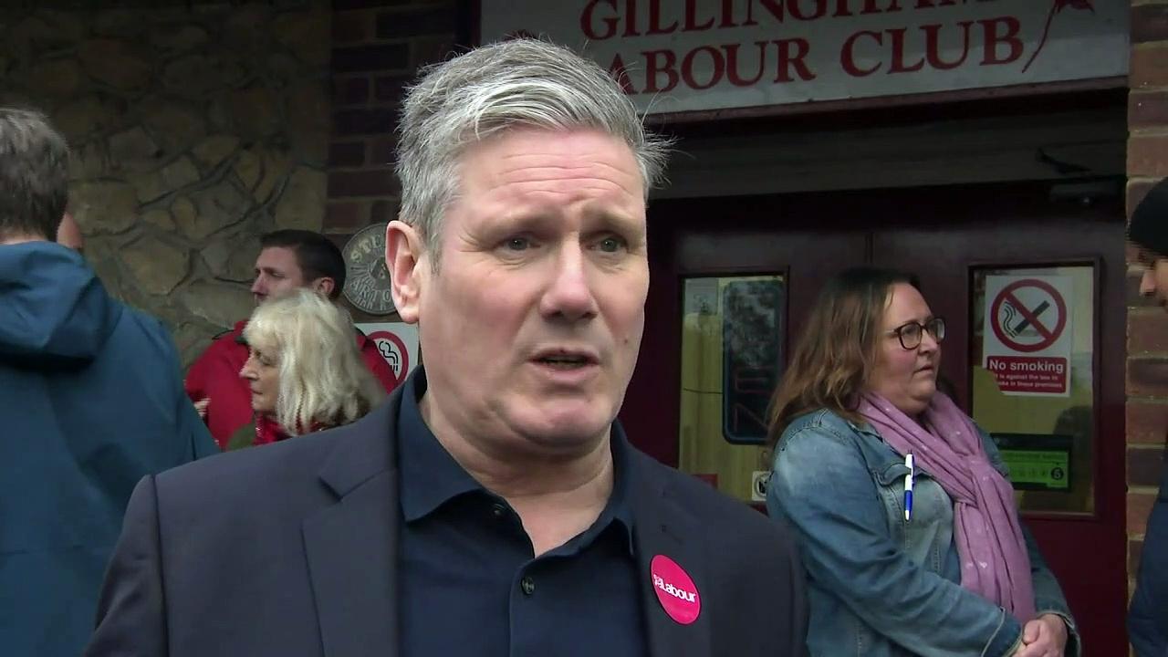 Starmer: Government needs to 'get a grip' on Dover