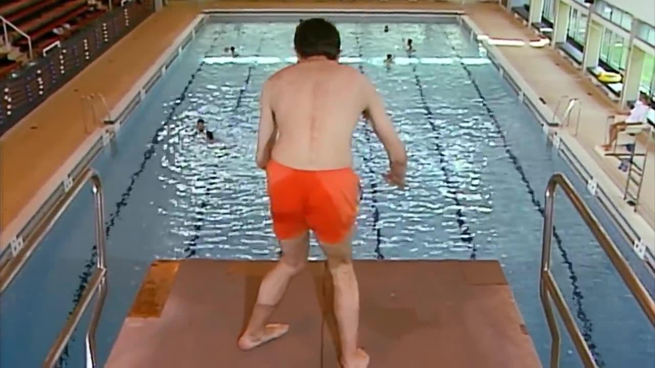 Funny clips , dive mr bean