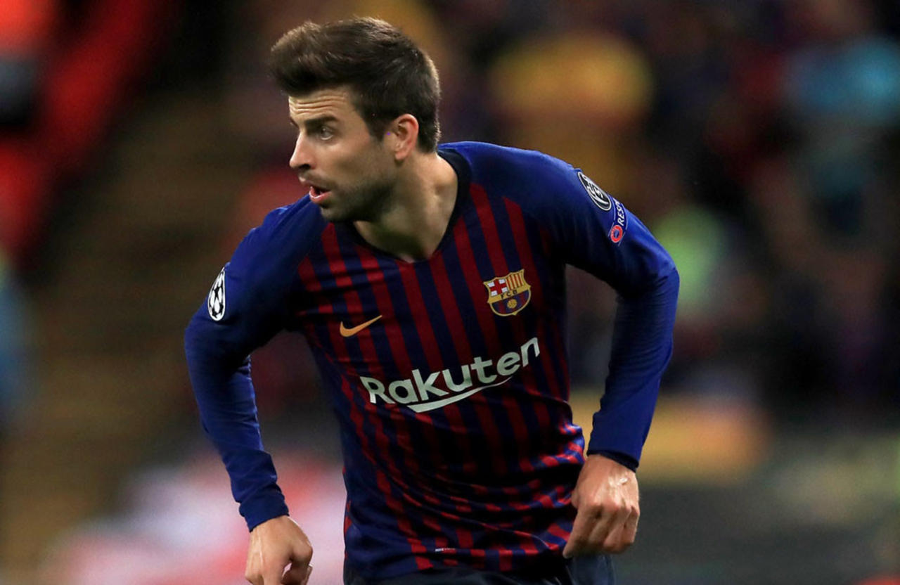 Gerard Piqué has accused Shakira fans who target him with hate of having “no lives”