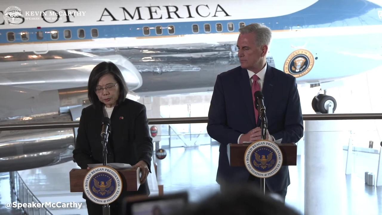 Speaker McCarthy and Taiwanese President speak at joint press conference in California