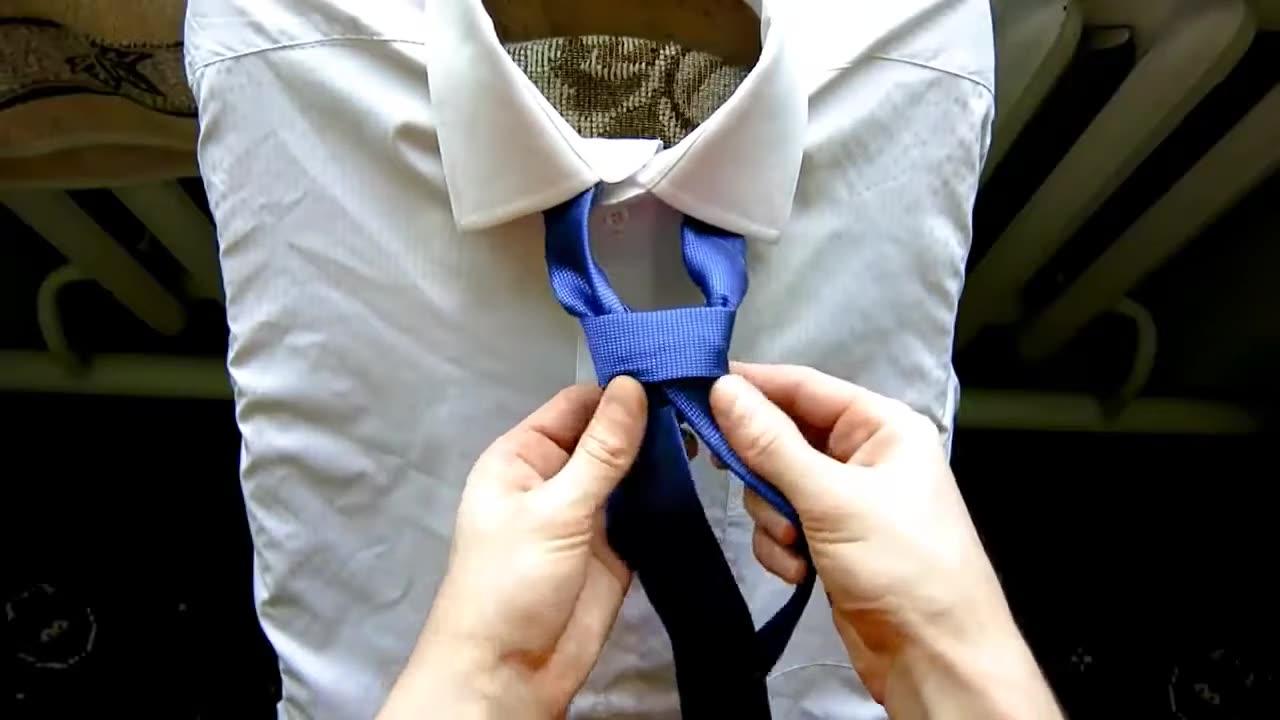 how To Tie a Trinity Knot - One News Page VIDEO