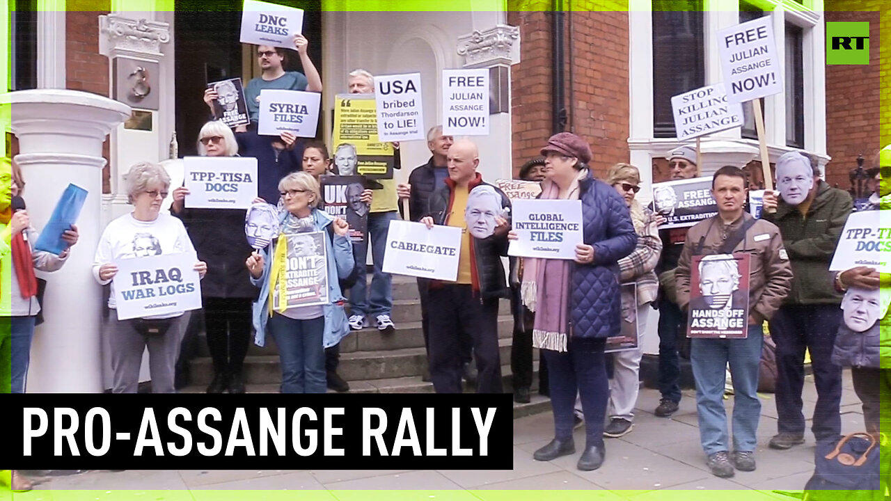 Pro-Assange rally held outside Ecuadorian Embassy in London