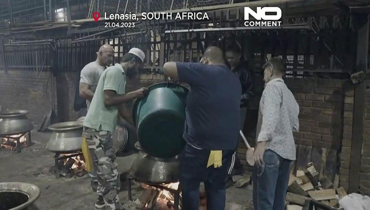 Watch: South African muslims celebrate Eid al-Fitr with akhni, a popular Ramadan dish