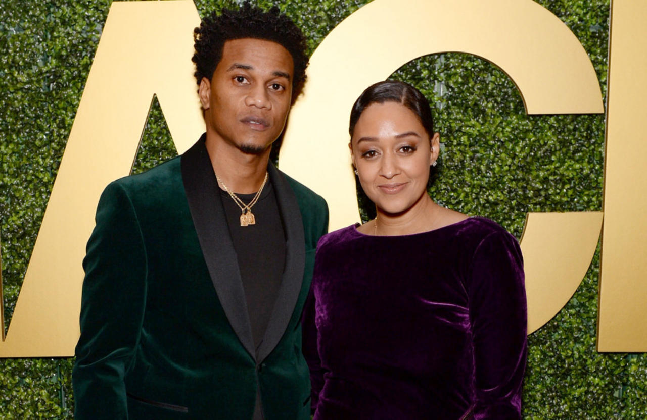 Tia Mowry and Cory Hardrict have officially divorced