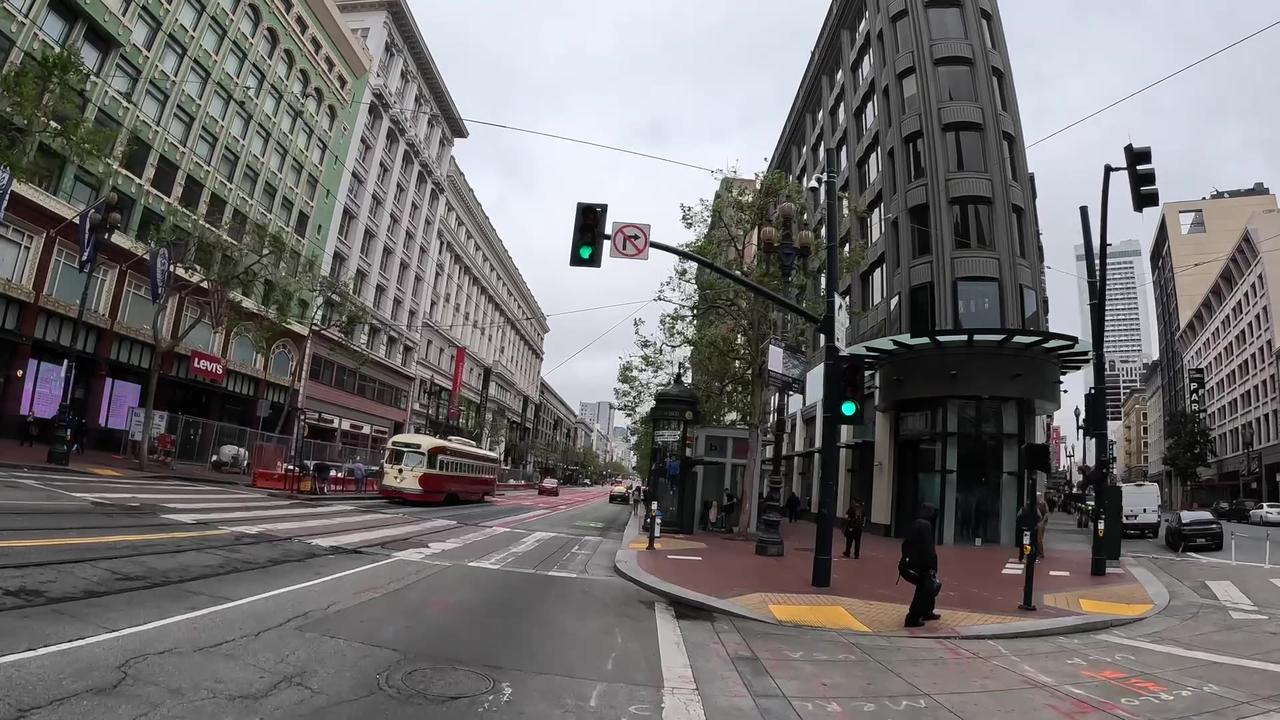 RETURNING Airpods pro case | San Francisco Tour