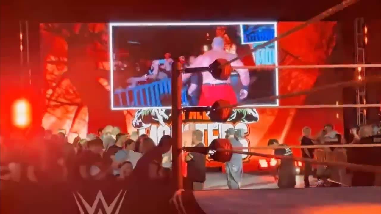 BRAUN STROMAN  SCATTERED OMOS AT WWE SUNDAY STUNNER