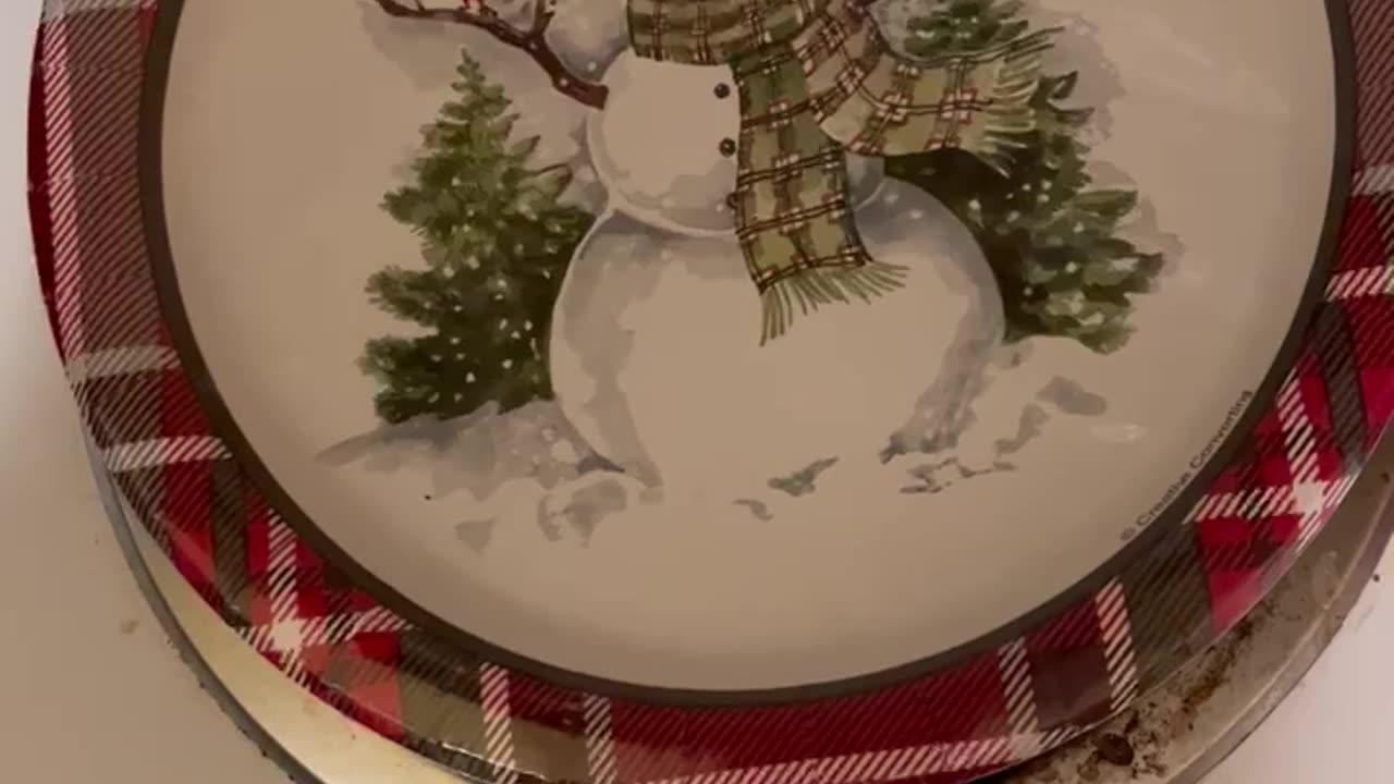 Snowman paper plates and napkins - One News Page VIDEO