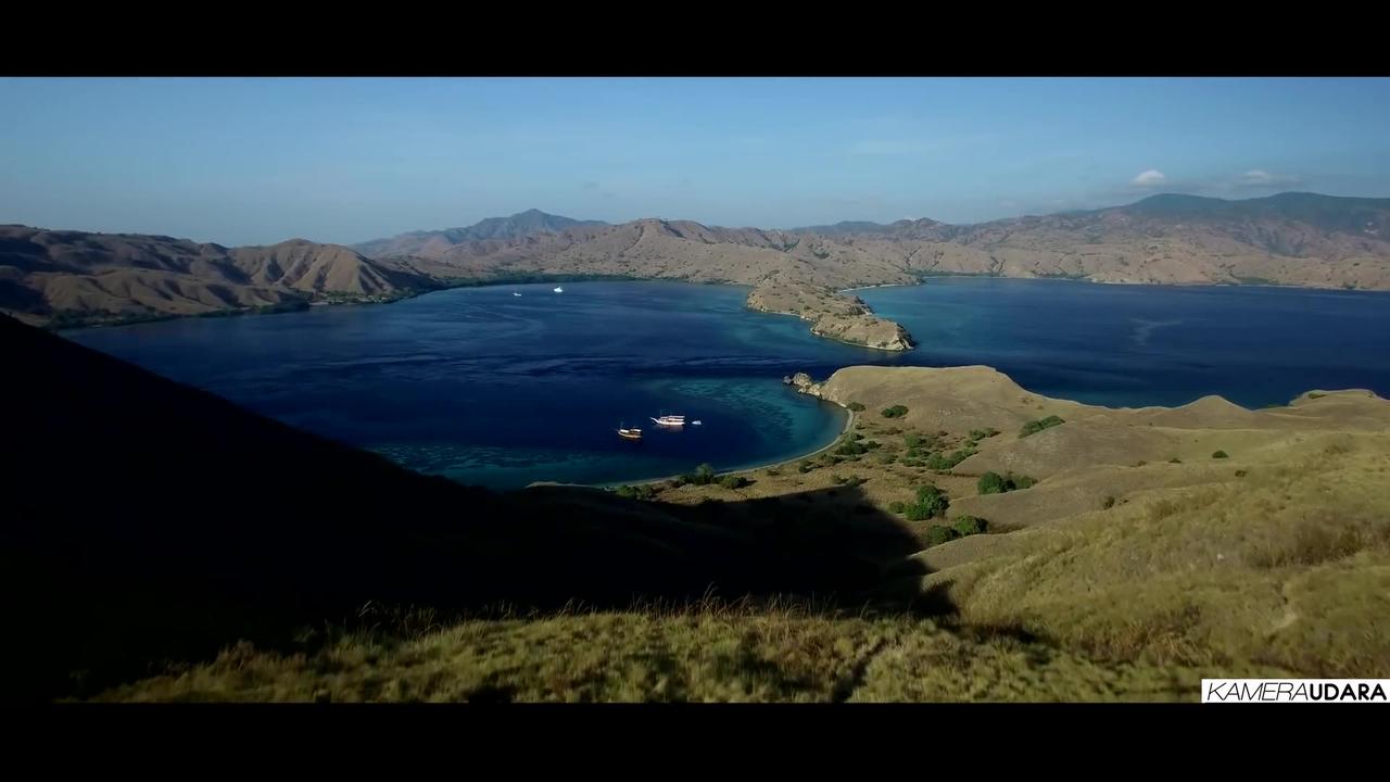 Pulau Komodo , Flores NTT | Drone Indonesia