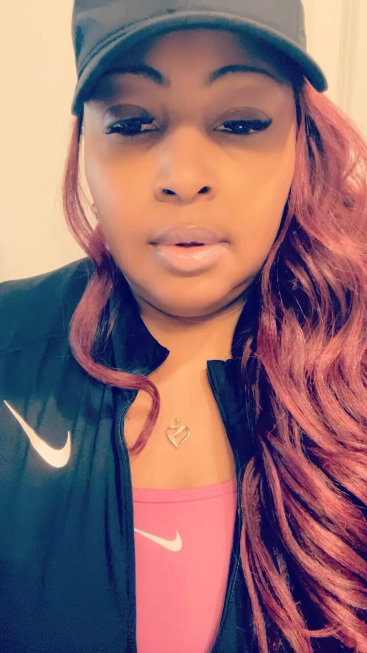 Sierra'S Daily Dose Of Spice - 2nl32i1