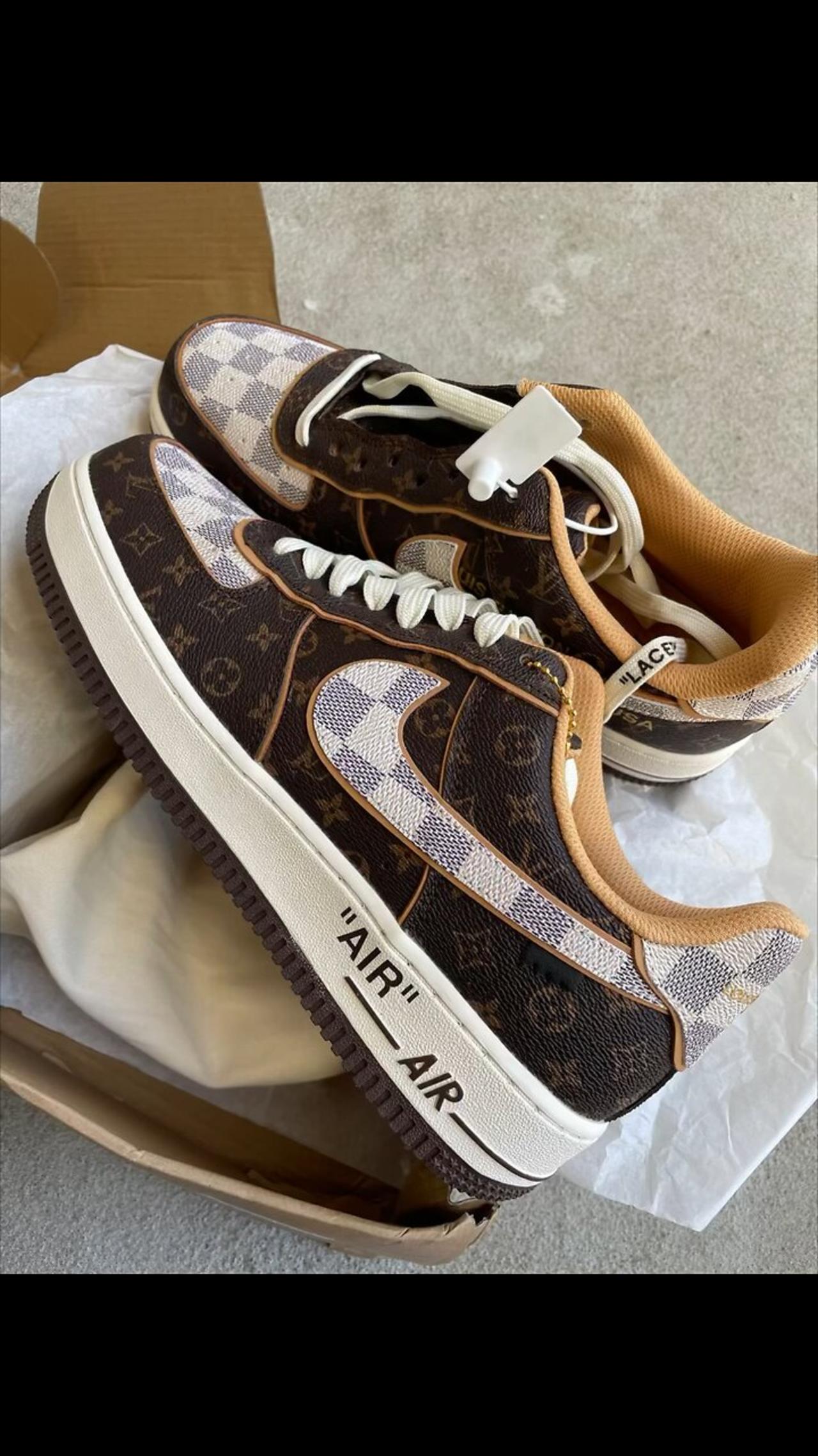 This is a pair fake Nike Air Force 1 LV shoes, don’t buy them