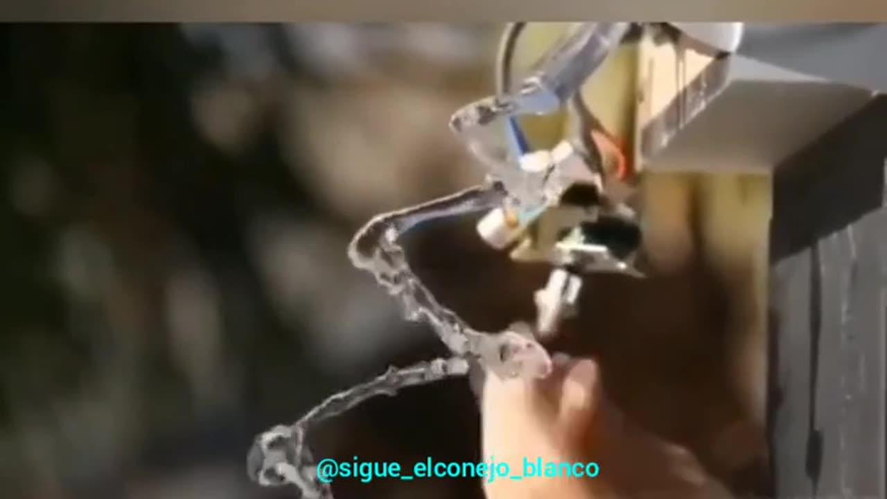 5G 4G 3G 2G Efectos de la radiacion electromagnetica en el agua del cuerpo humano