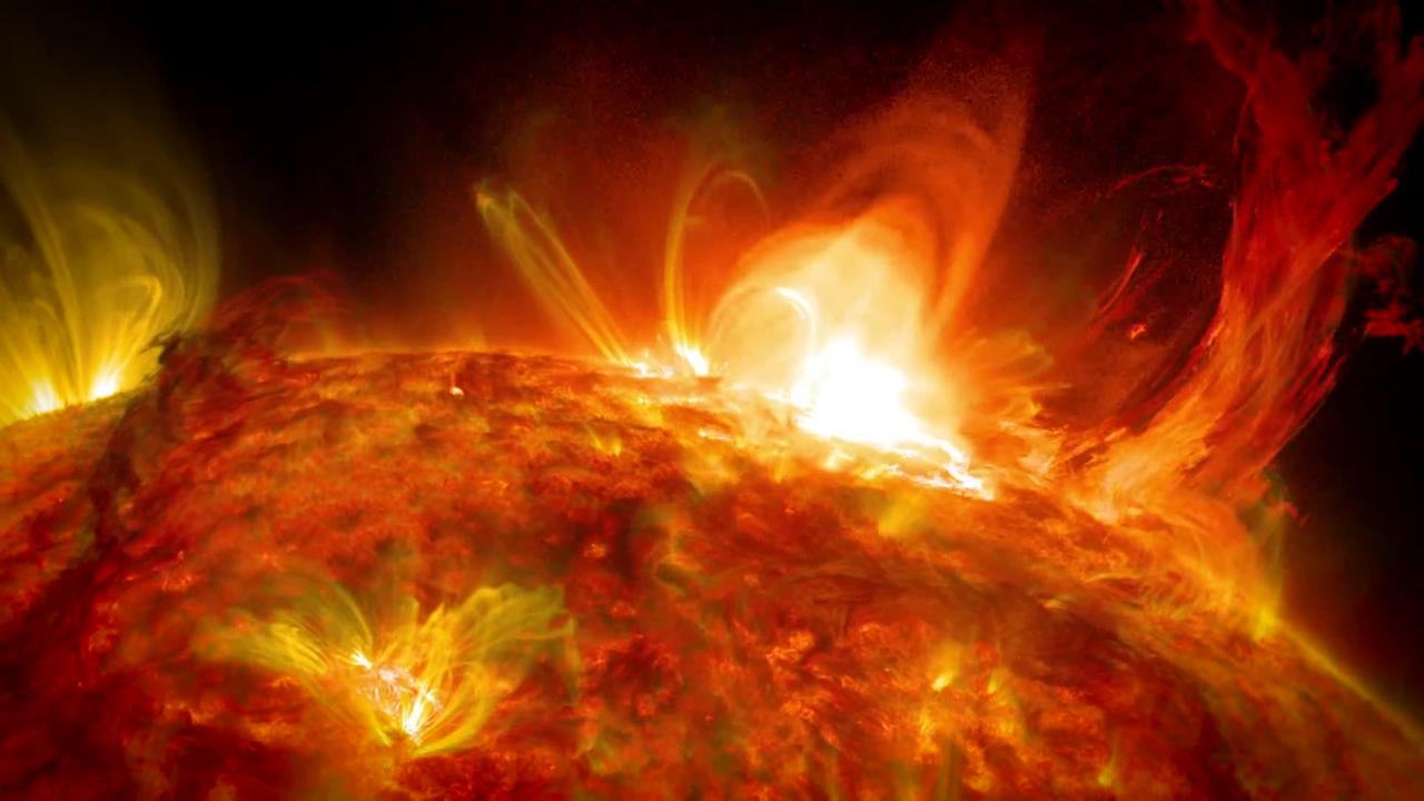 A tempest eruption and flare of the solar - One News Page VIDEO