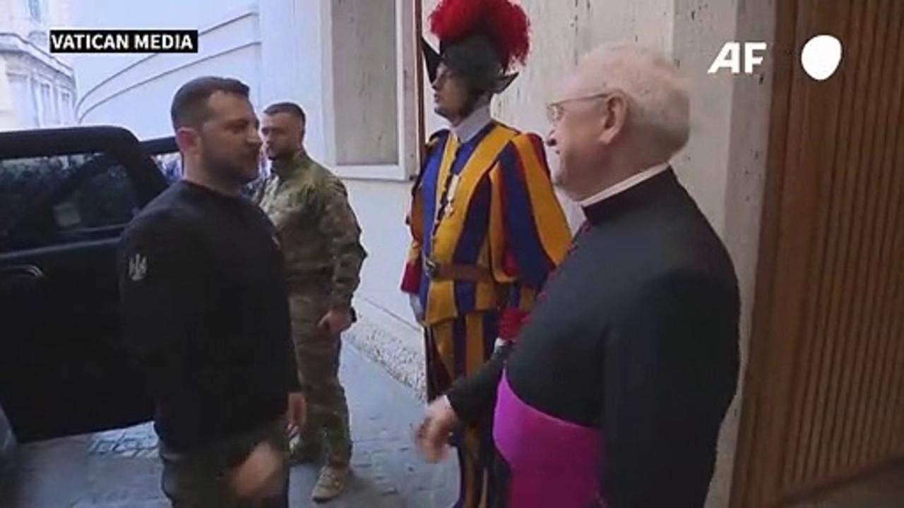 Zelensky meets Pope Francis at the Vatican