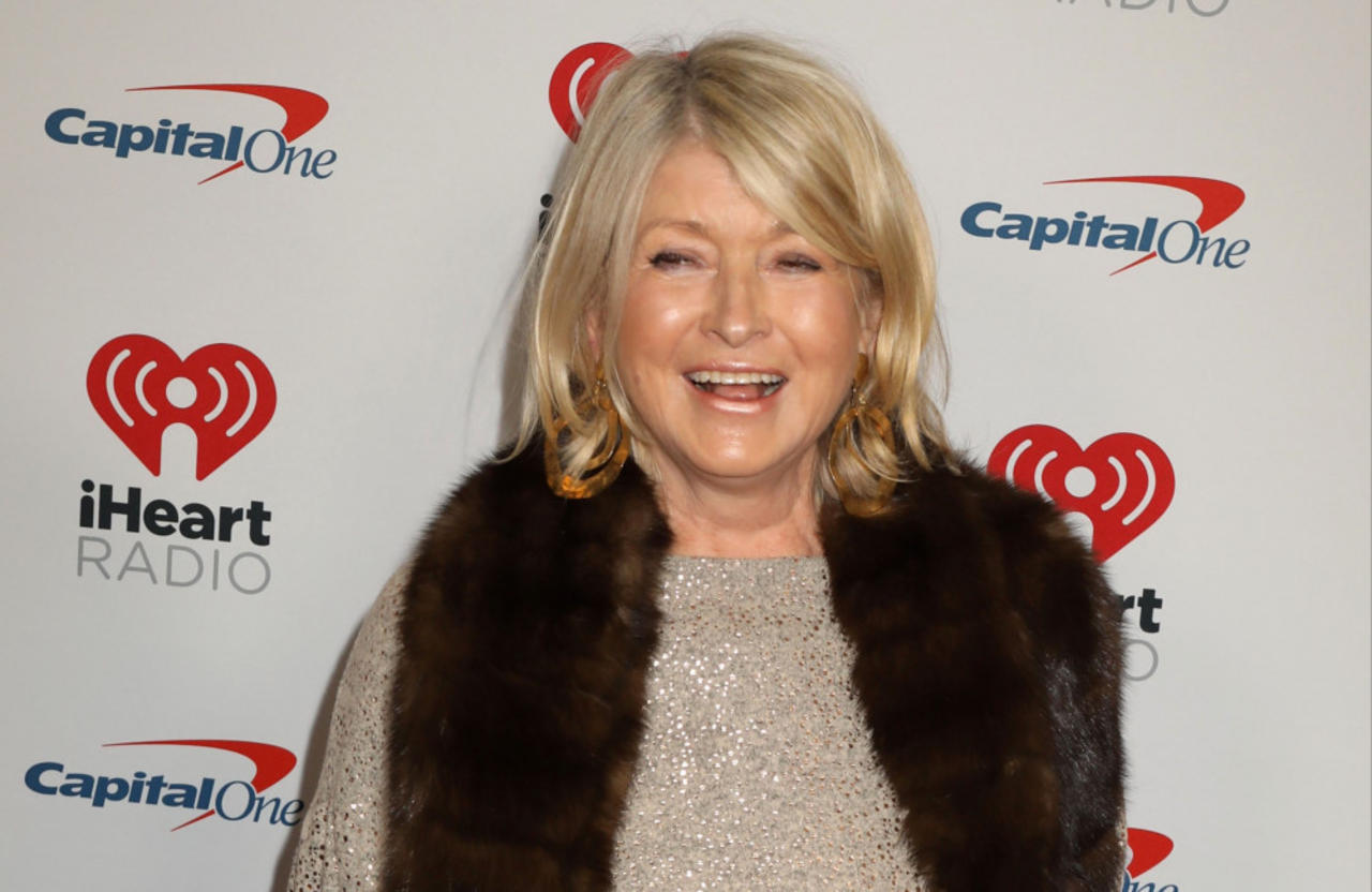 Martha Stewart becomes oldest cover star of ‘Sports Illustrated Swimsuit Issue’