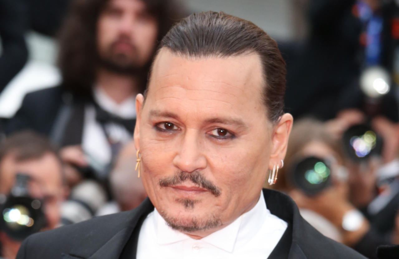 Johnny Depp receives seven-minute standing ovation at Cannes