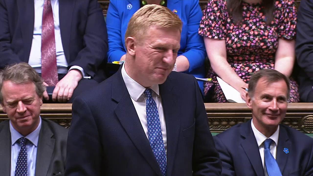 Deputy PM likens Starmer and Rayner to Phil and Holly