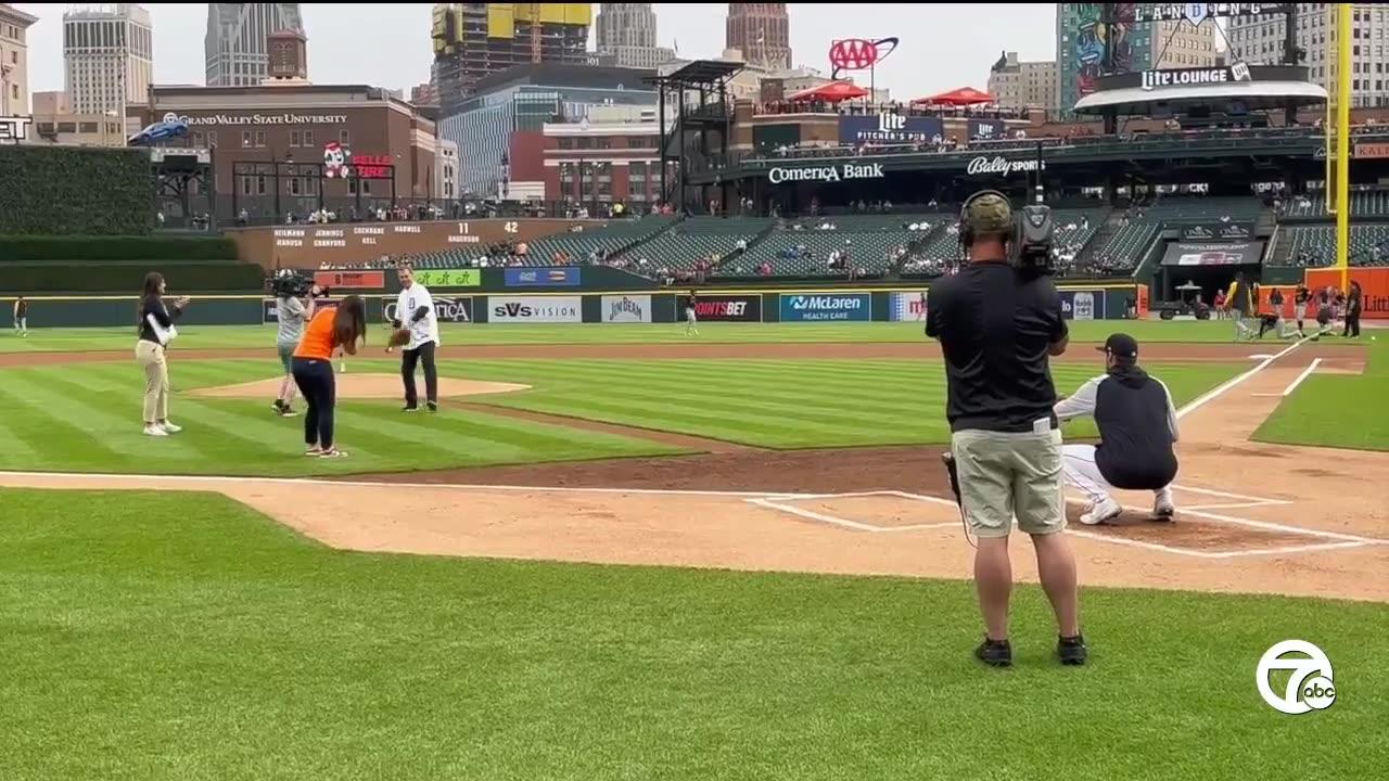 Dave LewAllen throws out ceremonial first pitch at Comerica Park