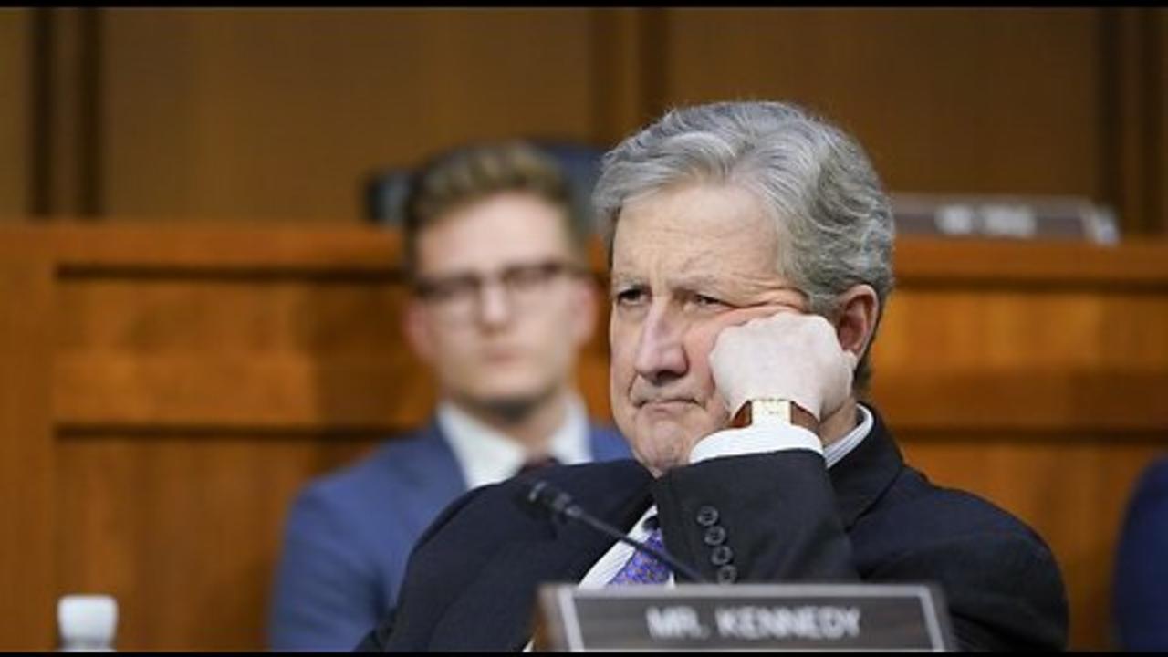 Sen. Kennedy Rakes Silicon Valley Bank CEO Over the Coals in Brutal Questioning