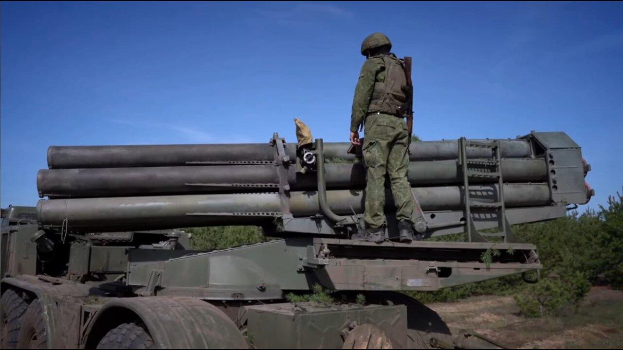 Russia uses BMD-4M to destroy armored vehicles and Ukrainian platoon stronghold