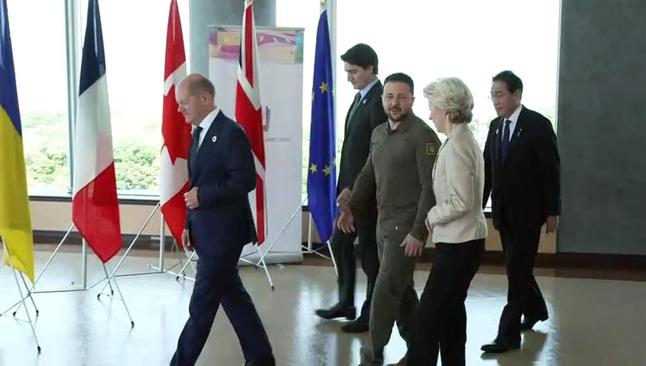 G7 leaders unite around Zelenskyy