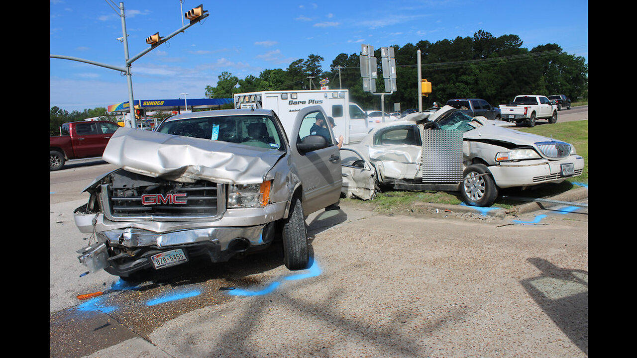 2 VEHICLE ACCIDENT, 1 DECEASED, LIVINGSTON One News Page VIDEO