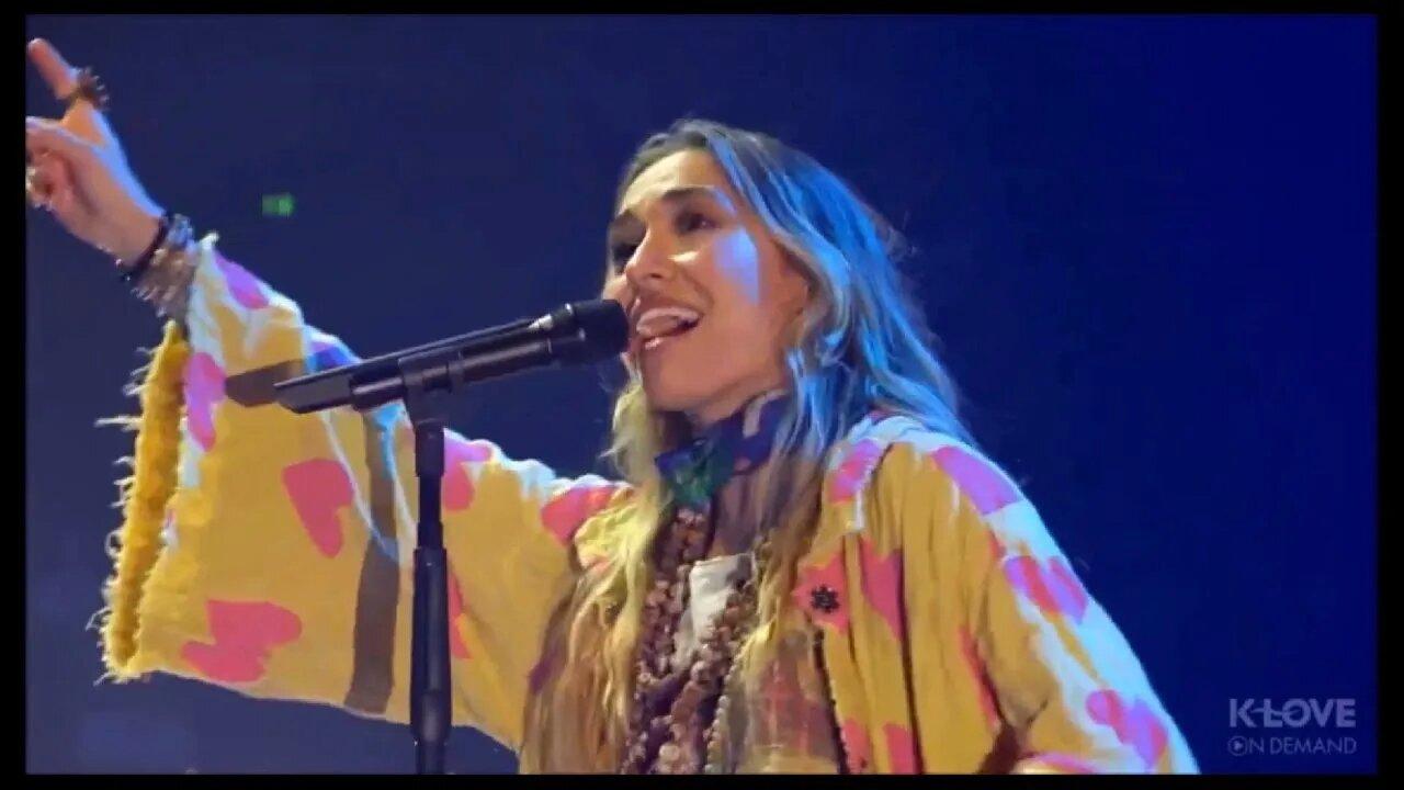 LAUREN DAIGLE - AO VIVO - SHOW COMPLETO - (LEGENDAS DISPONÍVEIS).