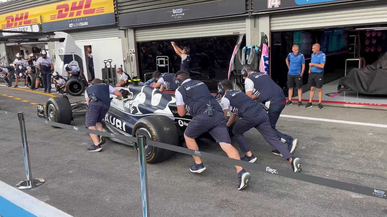 Tire change in Formula 1 One News Page VIDEO