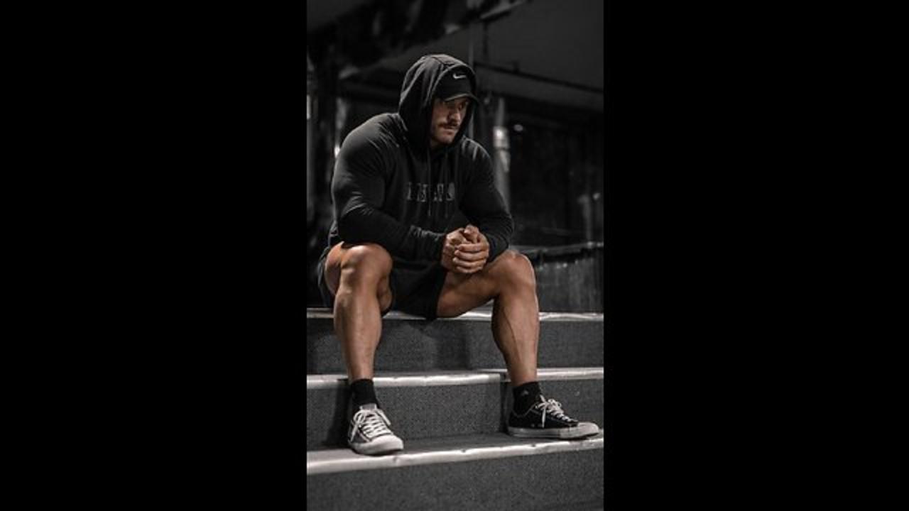 Never Give Up: Gym Motivation with Chris Bumstead 💪