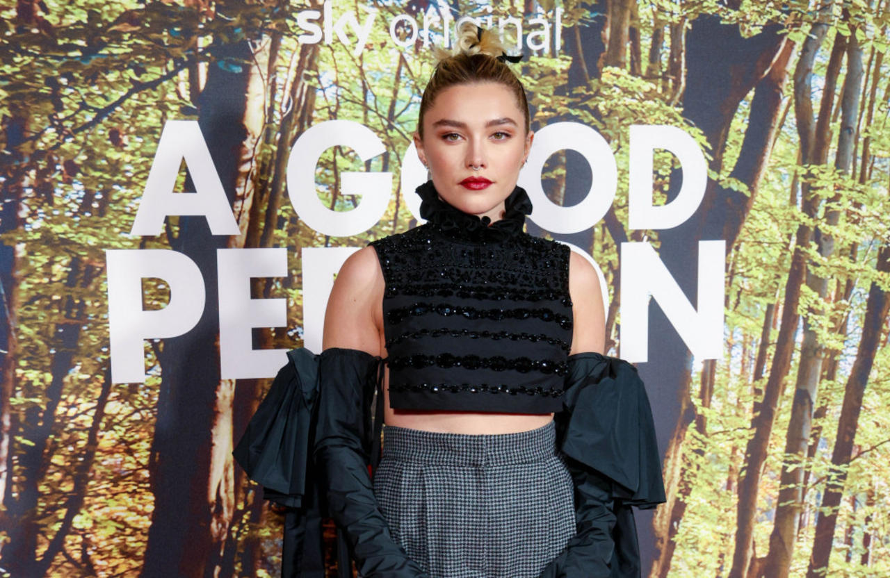 Florence Pugh in talks for cooking show